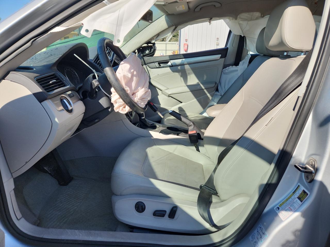 2014 Volkswagen Passat S VIN: 1VWAS7A35EC024457 Lot: 71877215