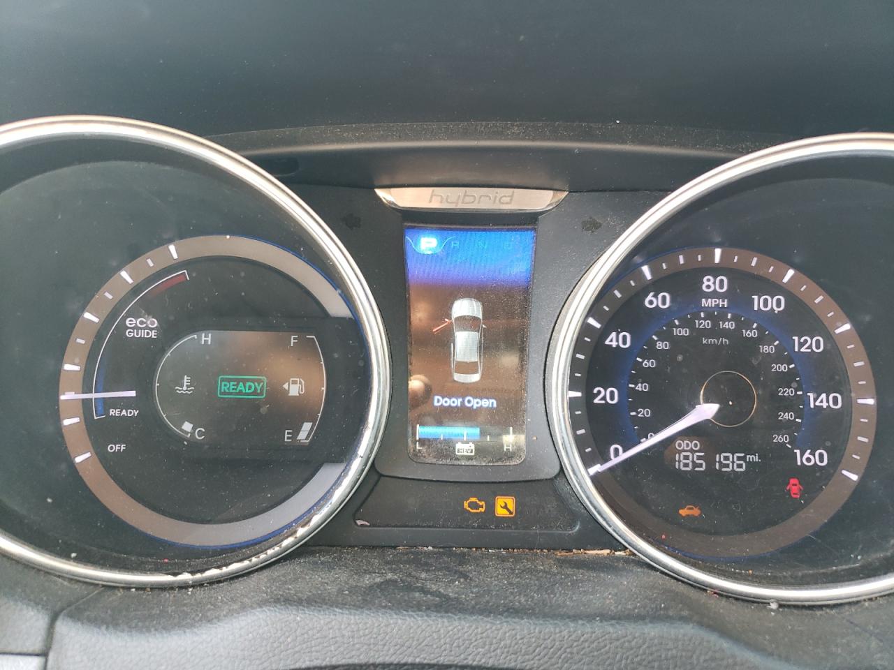 2015 Hyundai Sonata Hybrid VIN: KMHEC4A42FA125828 Lot: 83864655