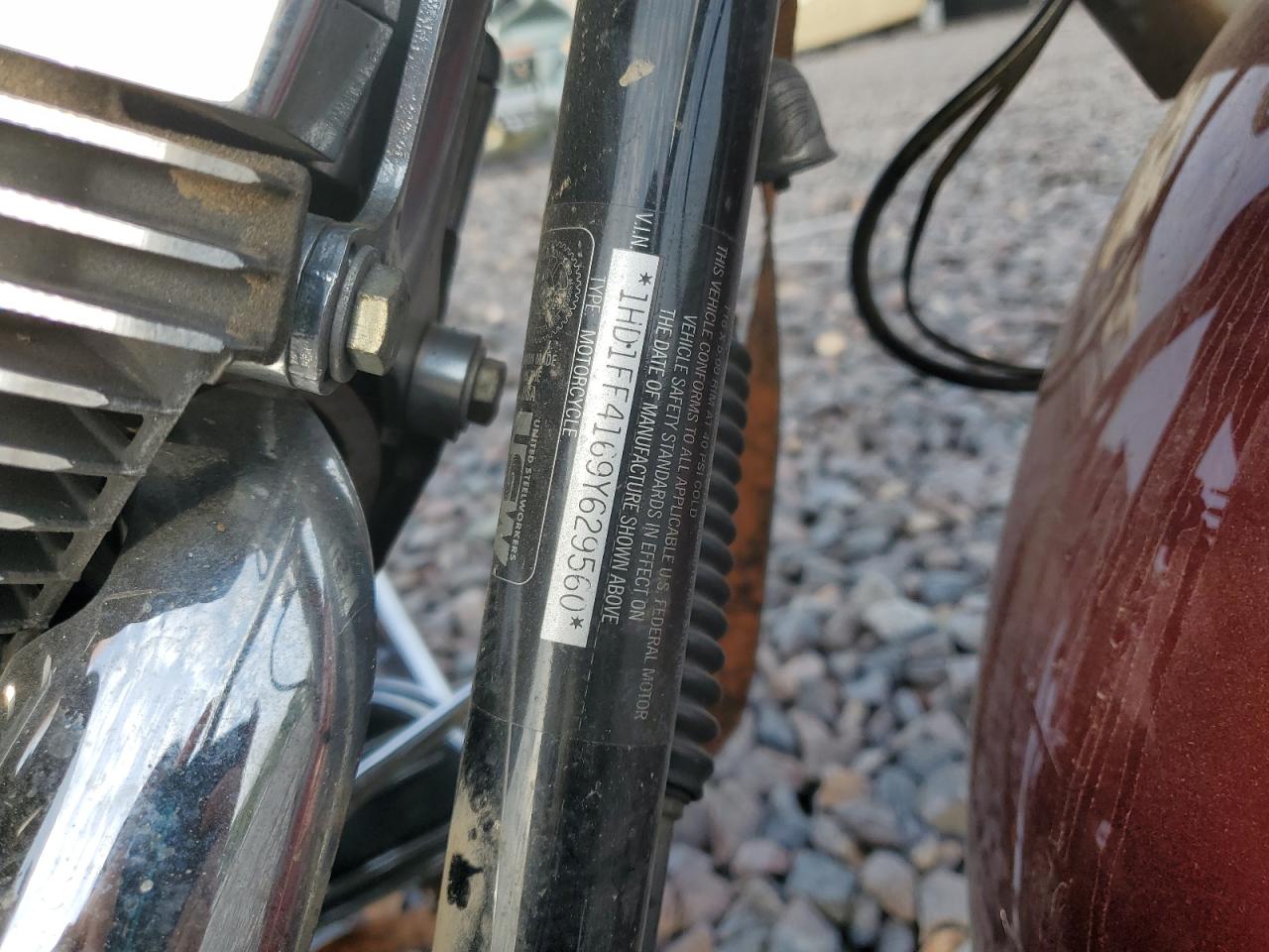 2009 Harley-Davidson Flhtc VIN: 1HD1FF4169Y629560 Lot: 84570275