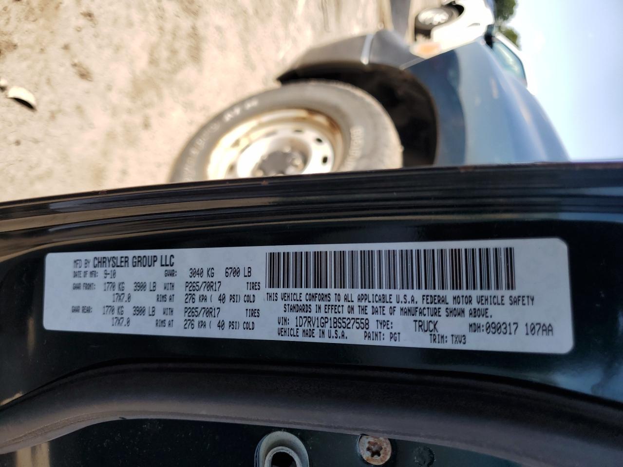2011 Dodge Ram 1500 VIN: 1D7RV1GP1BS527558 Lot: 81820575