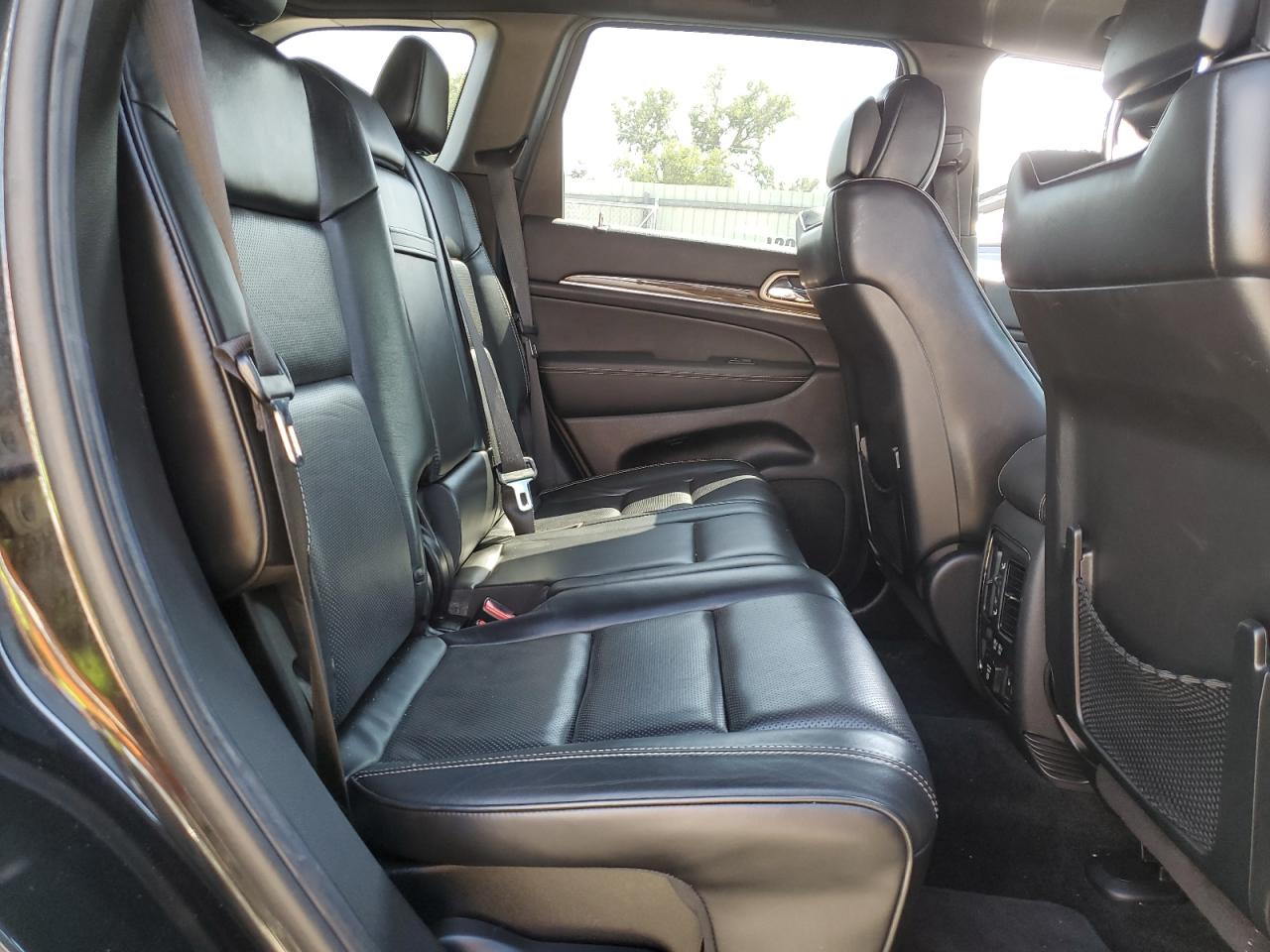 2014 Jeep Grand Cherokee Overland VIN: 1C4RJFCG0EC492695 Lot: 84018315