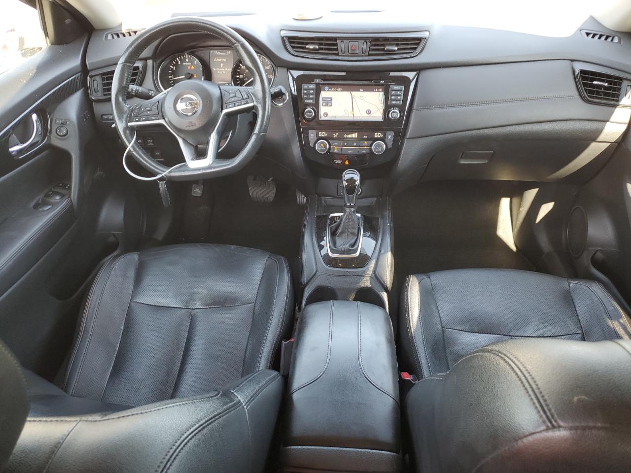 2017 Nissan Rogue Sv VIN: 5N1AT2MV0HC810778 Lot: 81248295