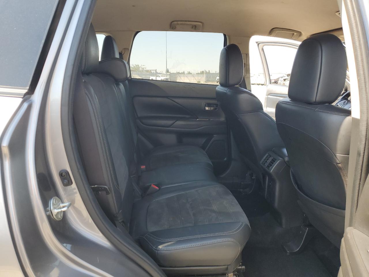 2019 Mitsubishi Outlander Se VIN: JA4AZ3A31KZ043257 Lot: 80670335