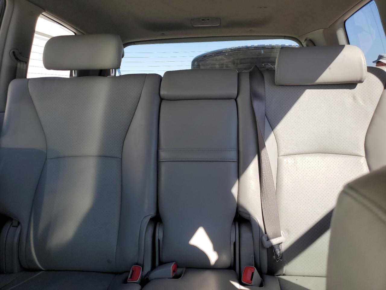 2006 Toyota Highlander Hybrid VIN: JTEEW21A560020708 Lot: 71837485
