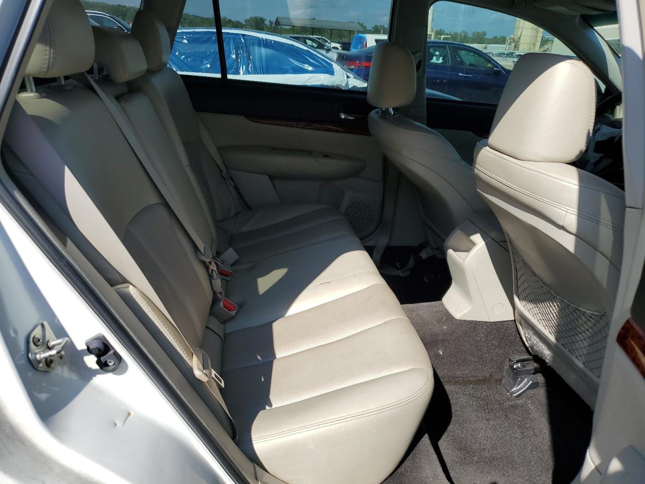 2011 Subaru Outback 3.6R Limited VIN: 4S4BRDLC9B2445349 Lot: 82046645