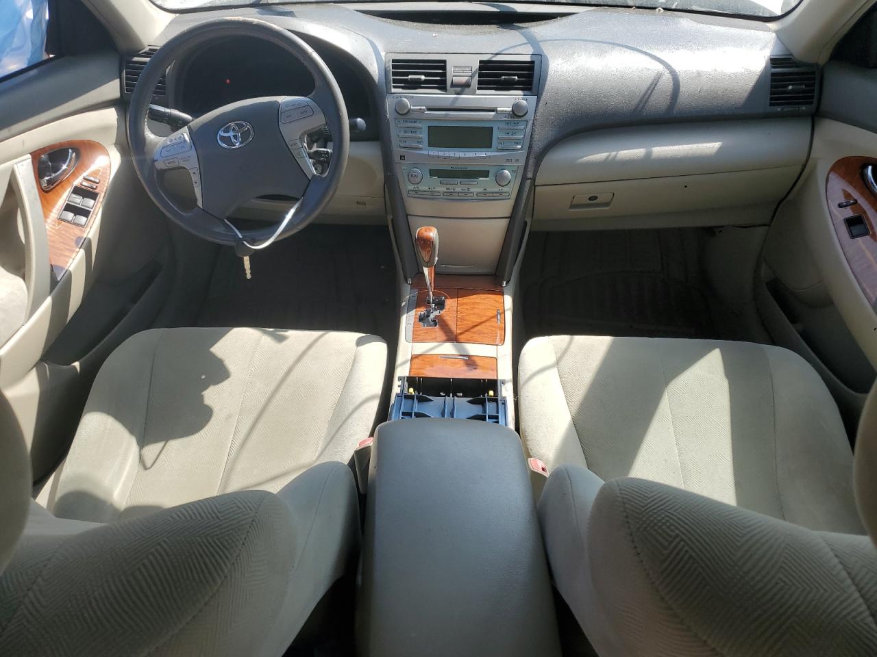 2009 Toyota Camry Base VIN: 4T1BE46K49U918930 Lot: 70500185