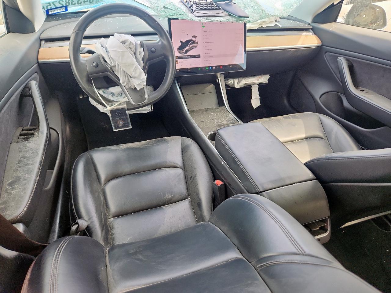 2019 Tesla Model 3 VIN: 5YJ3E1EB3KF211440 Lot: 64338275