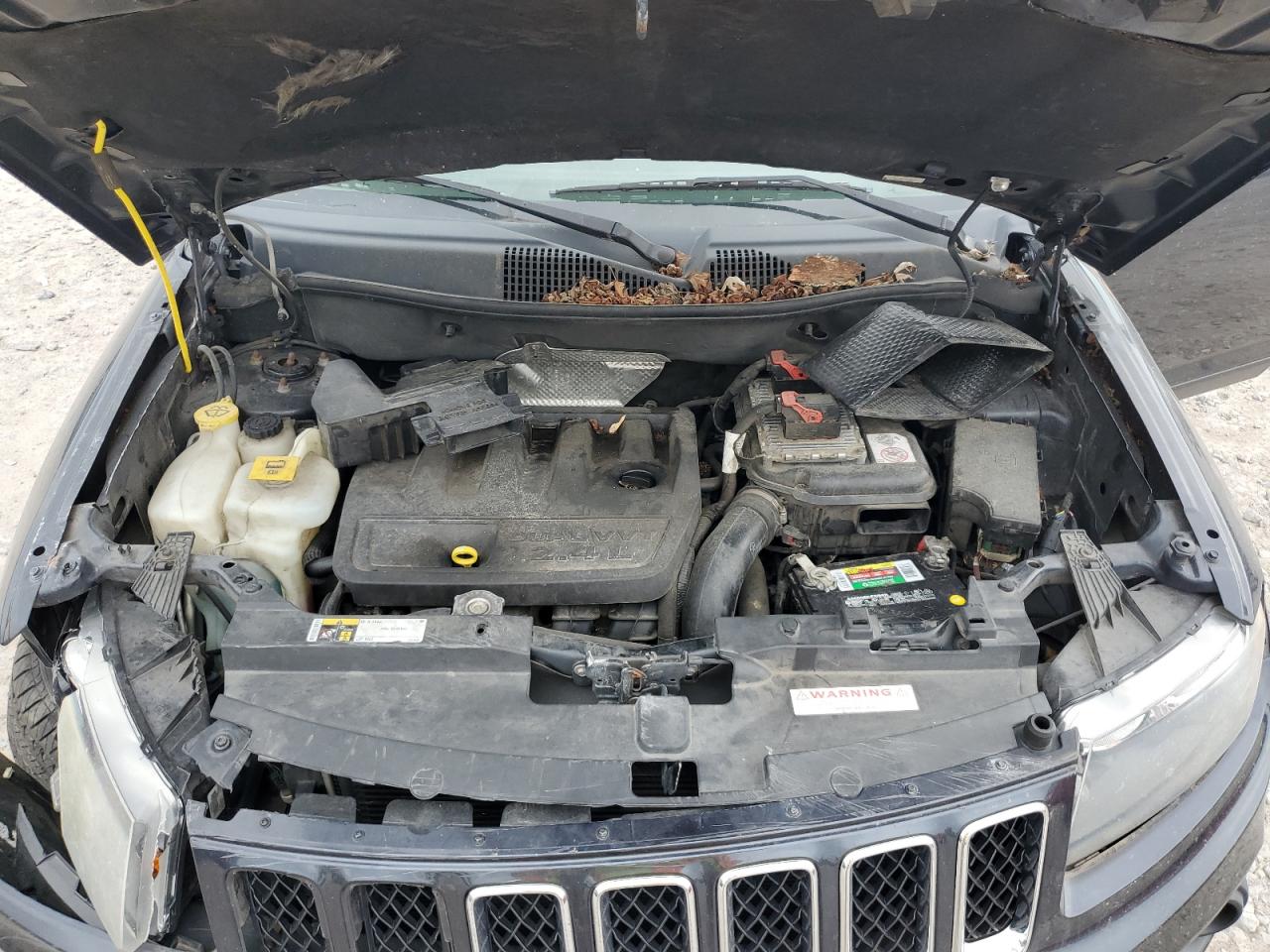 2016 Jeep Compass Sport VIN: 1C4NJDBB3GD586575 Lot: 81213505