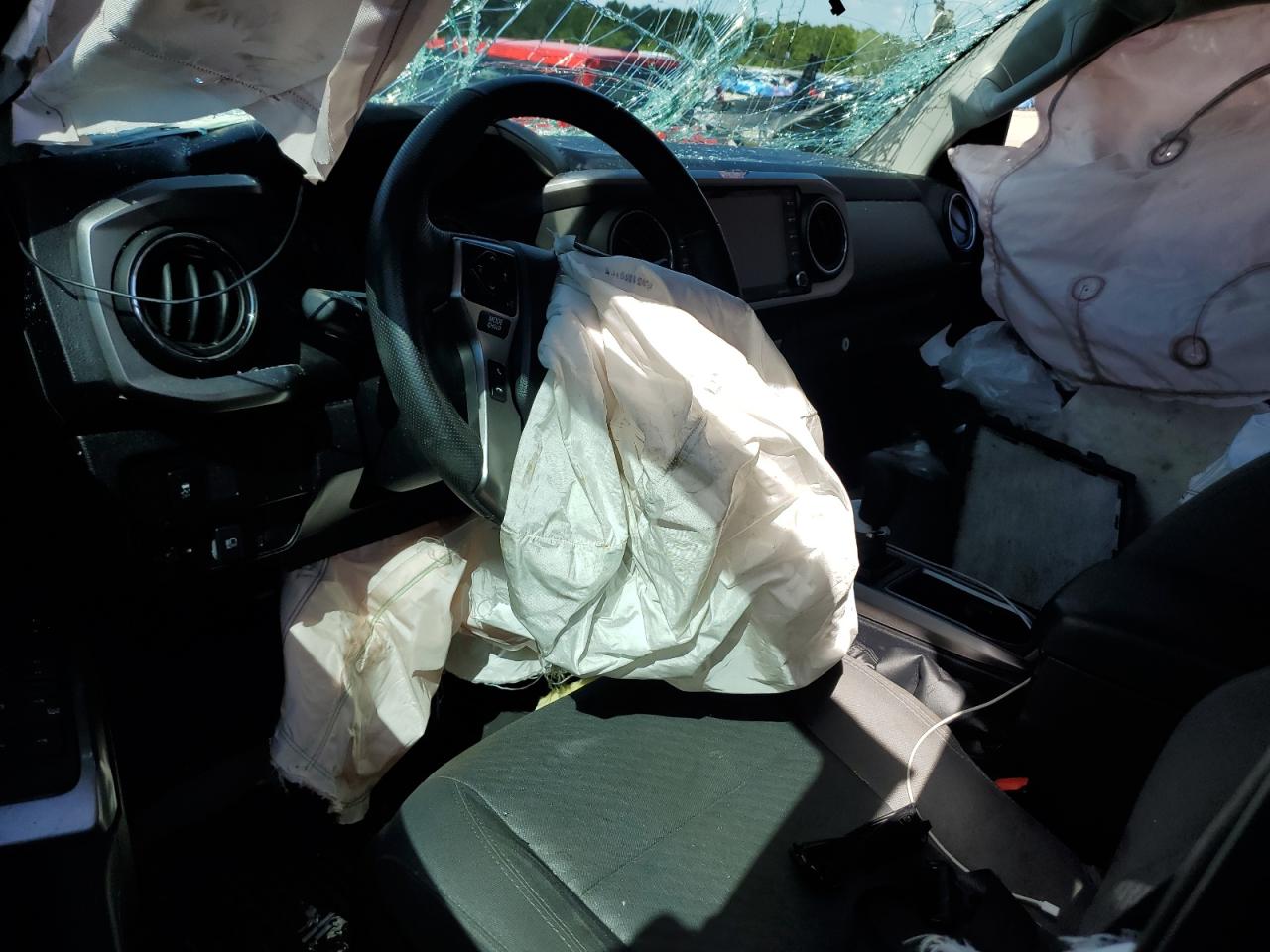 2022 Toyota Tacoma Double Cab VIN: 3TMCZ5AN0NM460600 Lot: 83768385