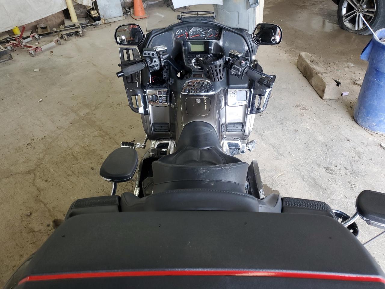 2010 Honda Gl1800 VIN: 1HFSC47G4AA901075 Lot: 81799745