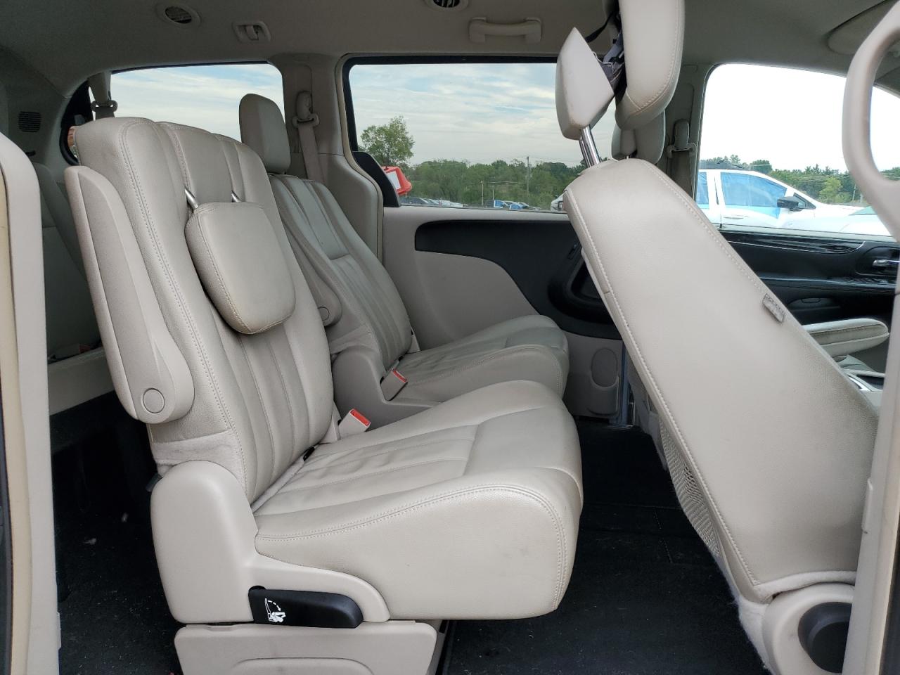 2013 Chrysler Town & Country Touring VIN: 2C4RC1BGXDR793401 Lot: 81651155