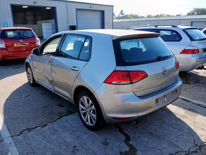 2014 VOLKSWAGEN GOLF SE BLUEMOTION TECH T 