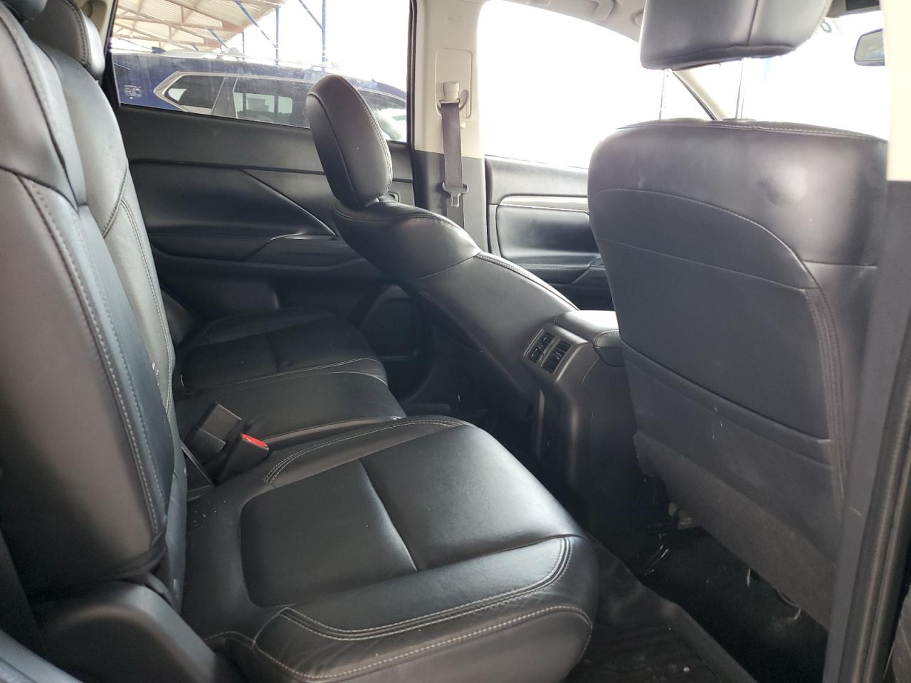 2020 Mitsubishi Outlander Se VIN: JA4AZ3A35LZ028343 Lot: 81635065