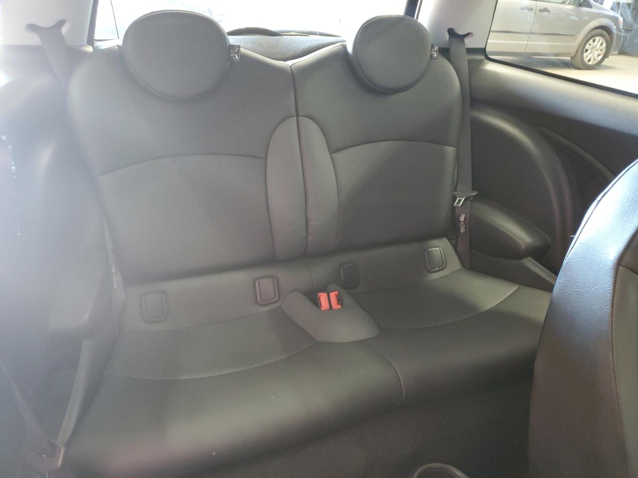 2010 Mini Cooper VIN: WMWMF3C52ATZ27605 Lot: 80516925