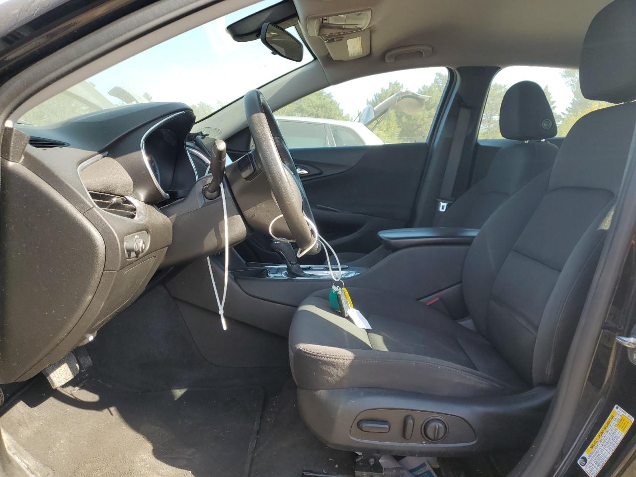 2020 Chevrolet Malibu Lt VIN: 1G1ZD5ST8LF124107 Lot: 84047045