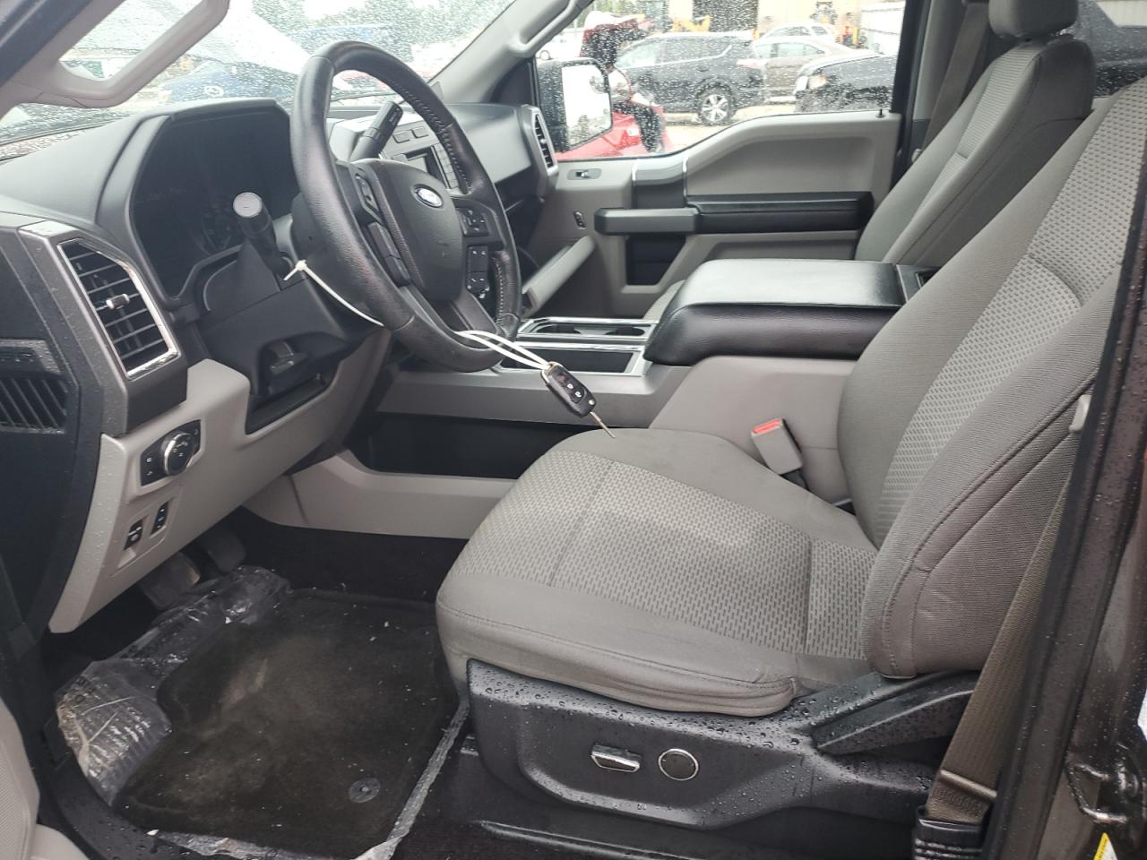 2016 Ford F150 Supercrew VIN: 1FTEW1E87GFA10850 Lot: 82113815