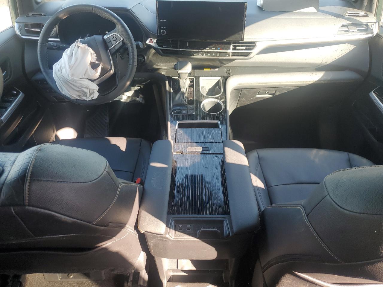 2025 Toyota Sienna Xse VIN: 5TDCSKFC8SS169722 Lot: 83760285