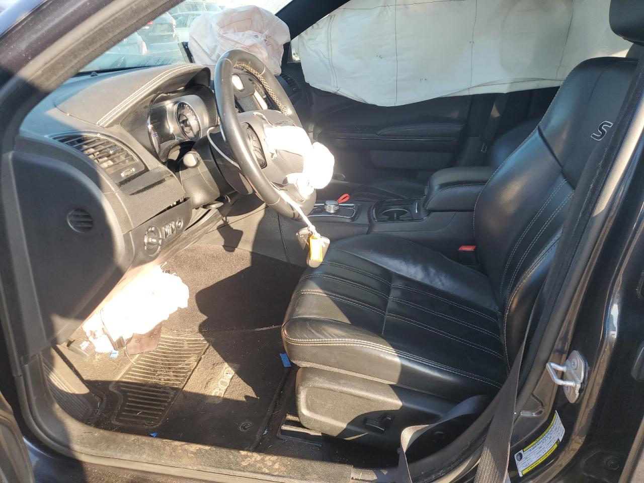 2016 Chrysler 300 S VIN: 2C3CCAGG2GH142325 Lot: 80208495