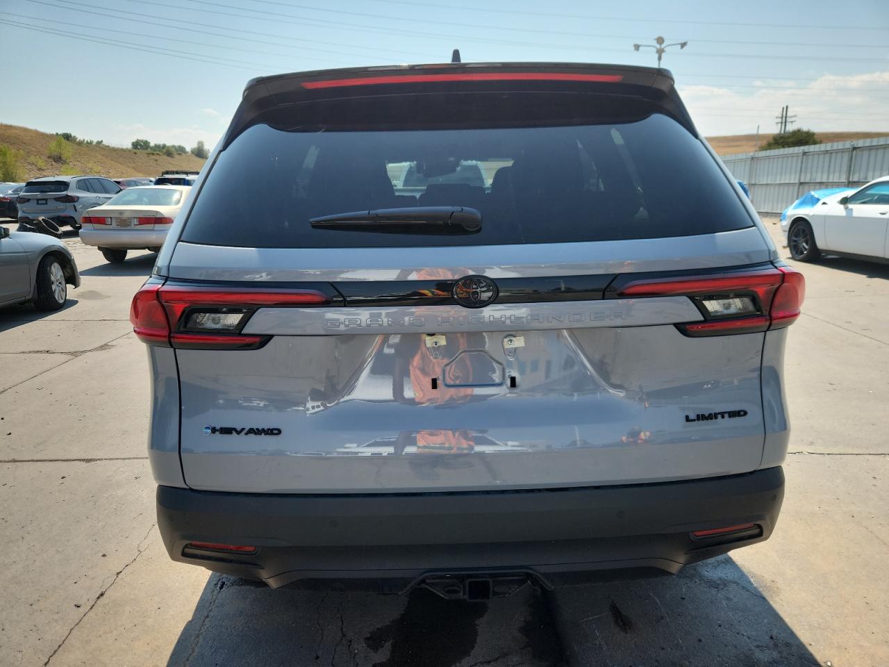 2025 Toyota Grand Highlander Le VIN: 5TDACAB55SS033537 Lot: 69817775