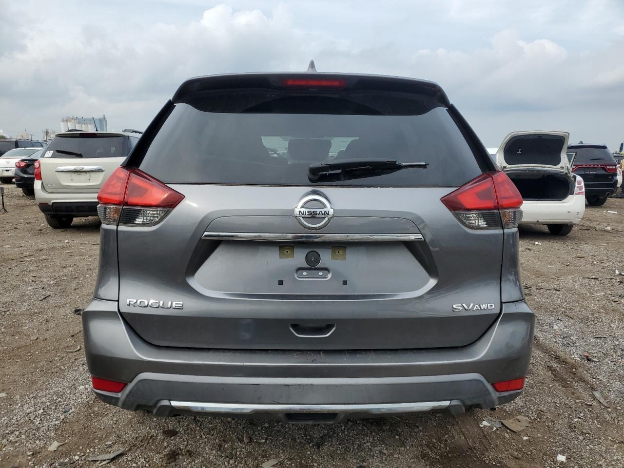 2017 Nissan Rogue S VIN: KNMAT2MV5HP556854 Lot: 83853495