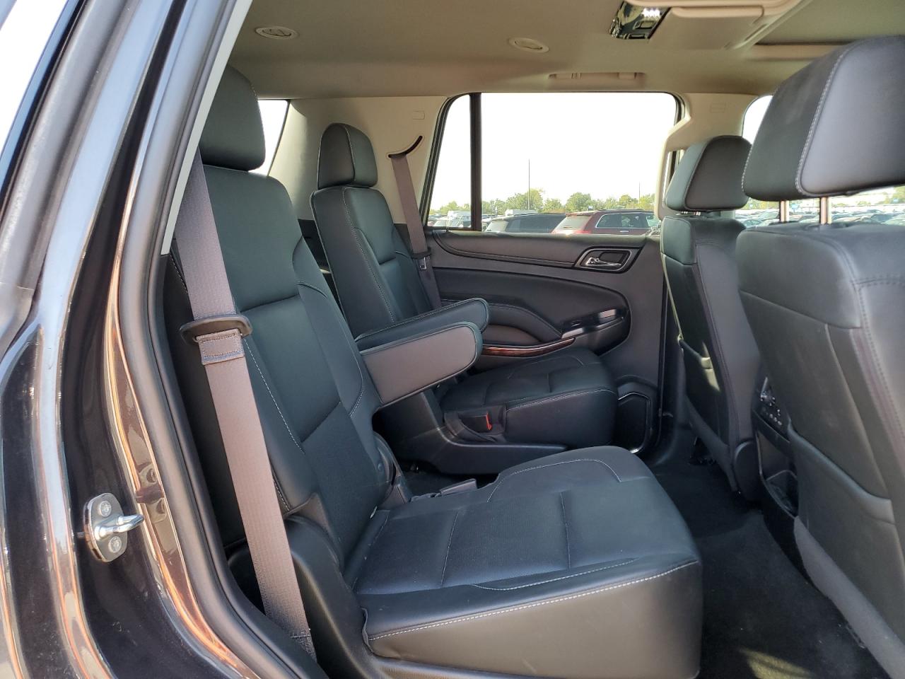 2017 GMC Yukon Slt VIN: 1GKS2BKC4HR230979 Lot: 84623505