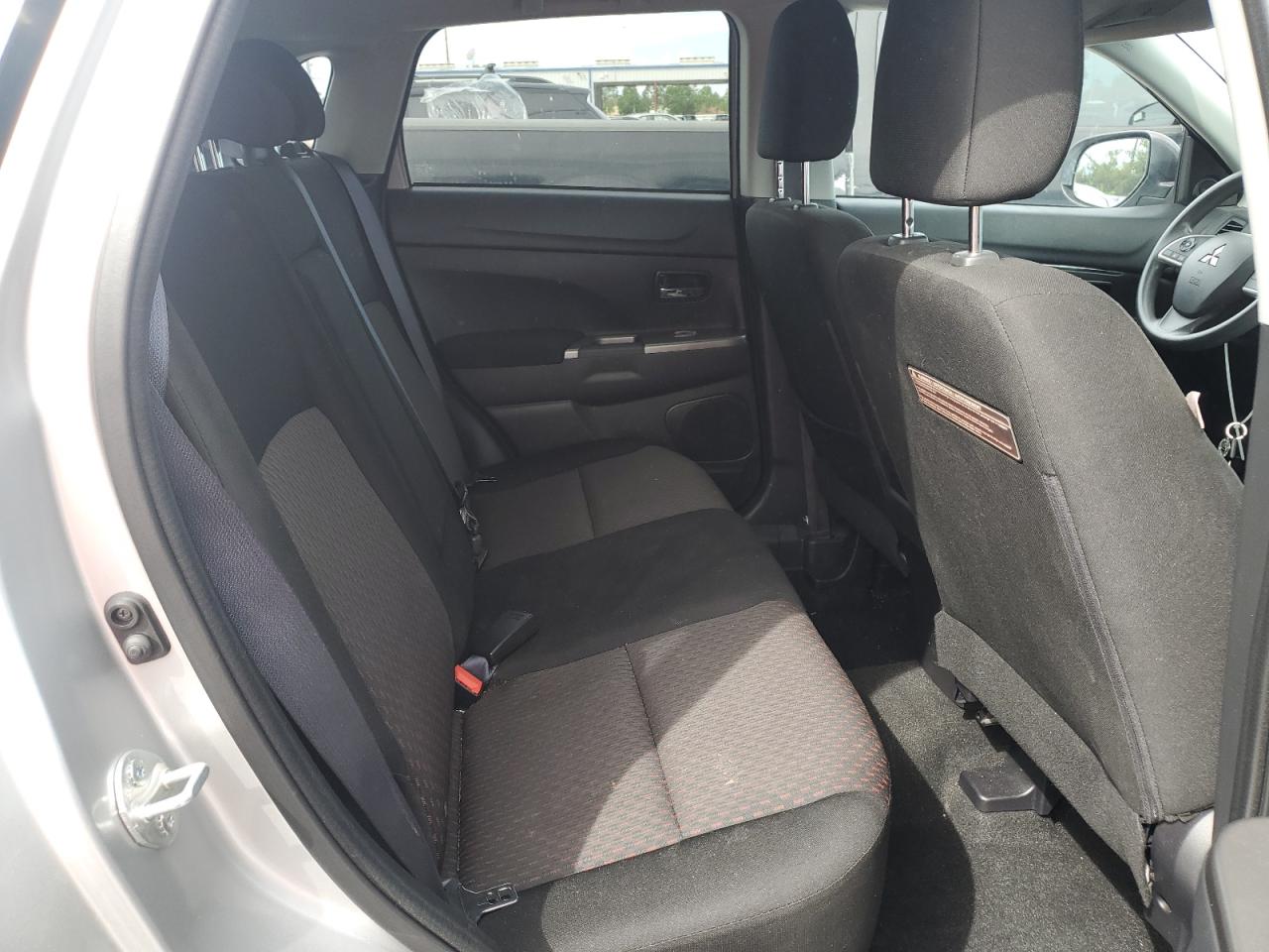 2018 Mitsubishi Outlander Sport Es VIN: JA4AP3AU3JU016765 Lot: 83788175