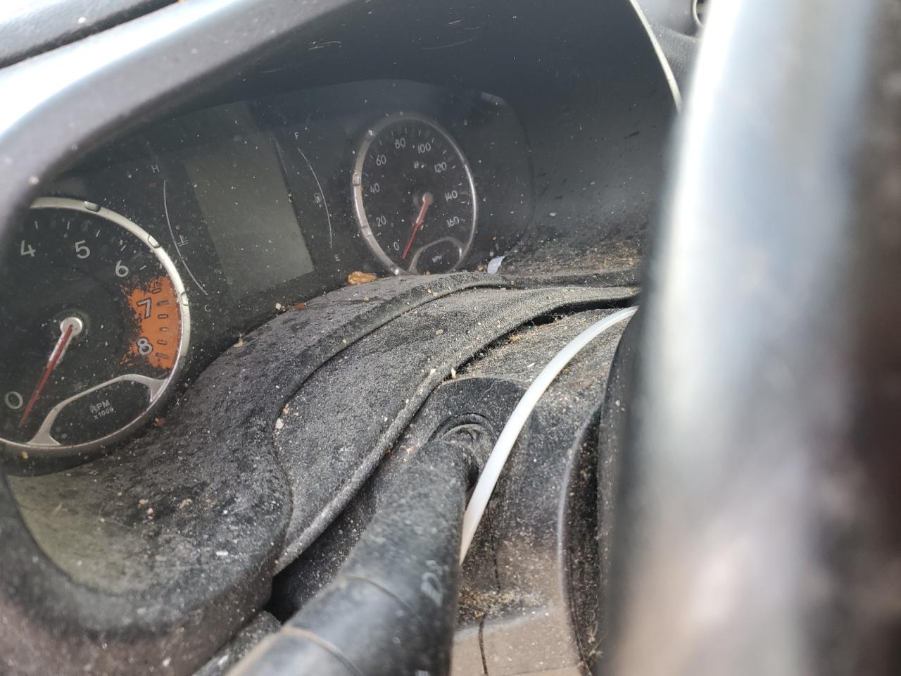 2016 Jeep Renegade Latitude VIN: ZACCJABT1GPE17879 Lot: 70735925