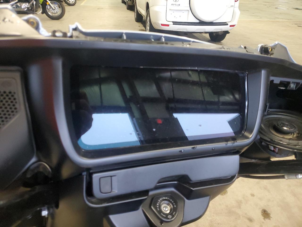 2024 Harley-Davidson Flhx VIN: 1HD1KB717RB640182 Lot: 84044145