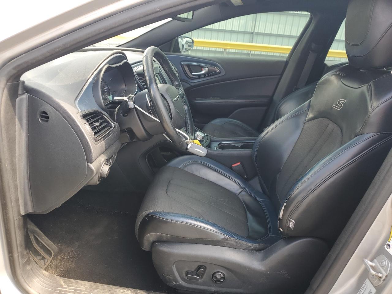 2015 Chrysler 200 S VIN: 1C3CCCBBXFN684253 Lot: 80864895