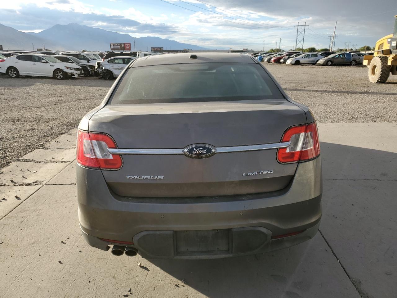 2011 Ford Taurus Limited VIN: 1FAHP2FW9BG167754 Lot: 81892725