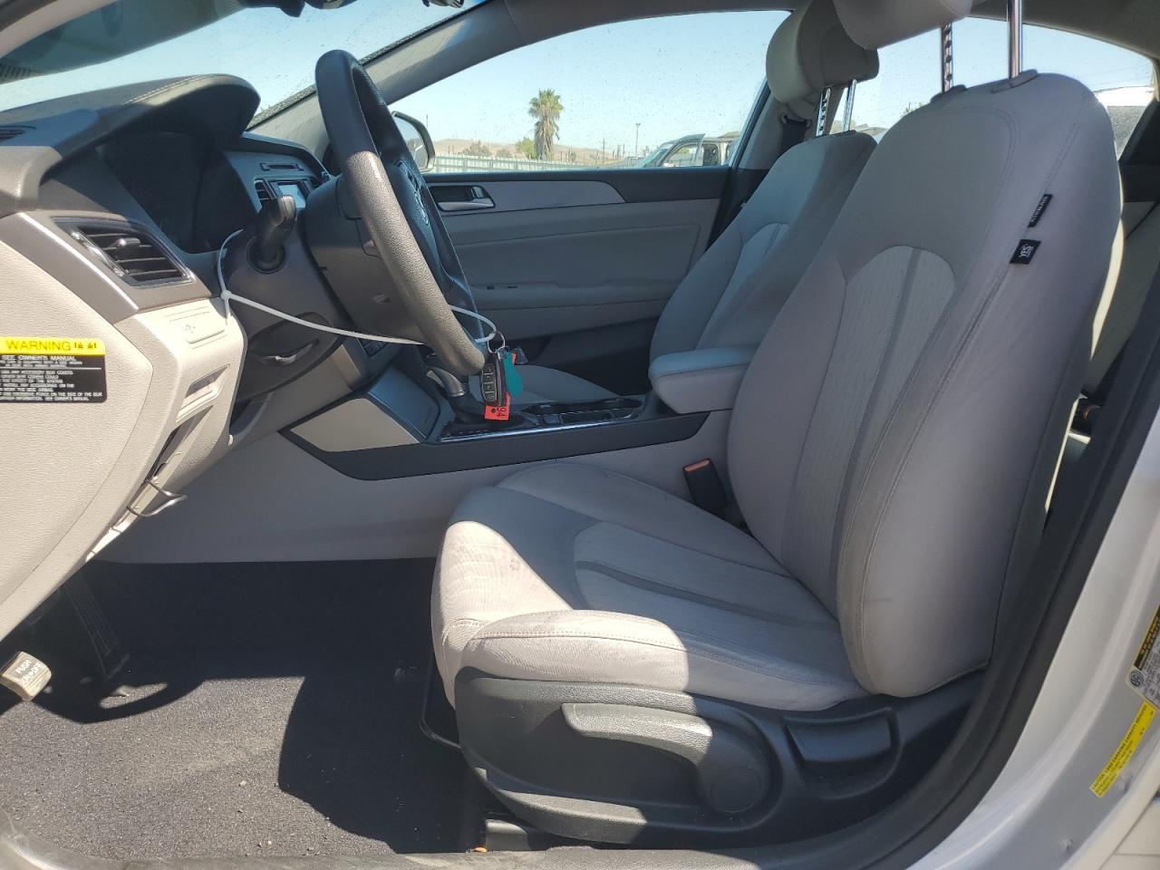 2016 Hyundai Sonata Hyb VIN: KMHE24L10GA036542 Lot: 81690755