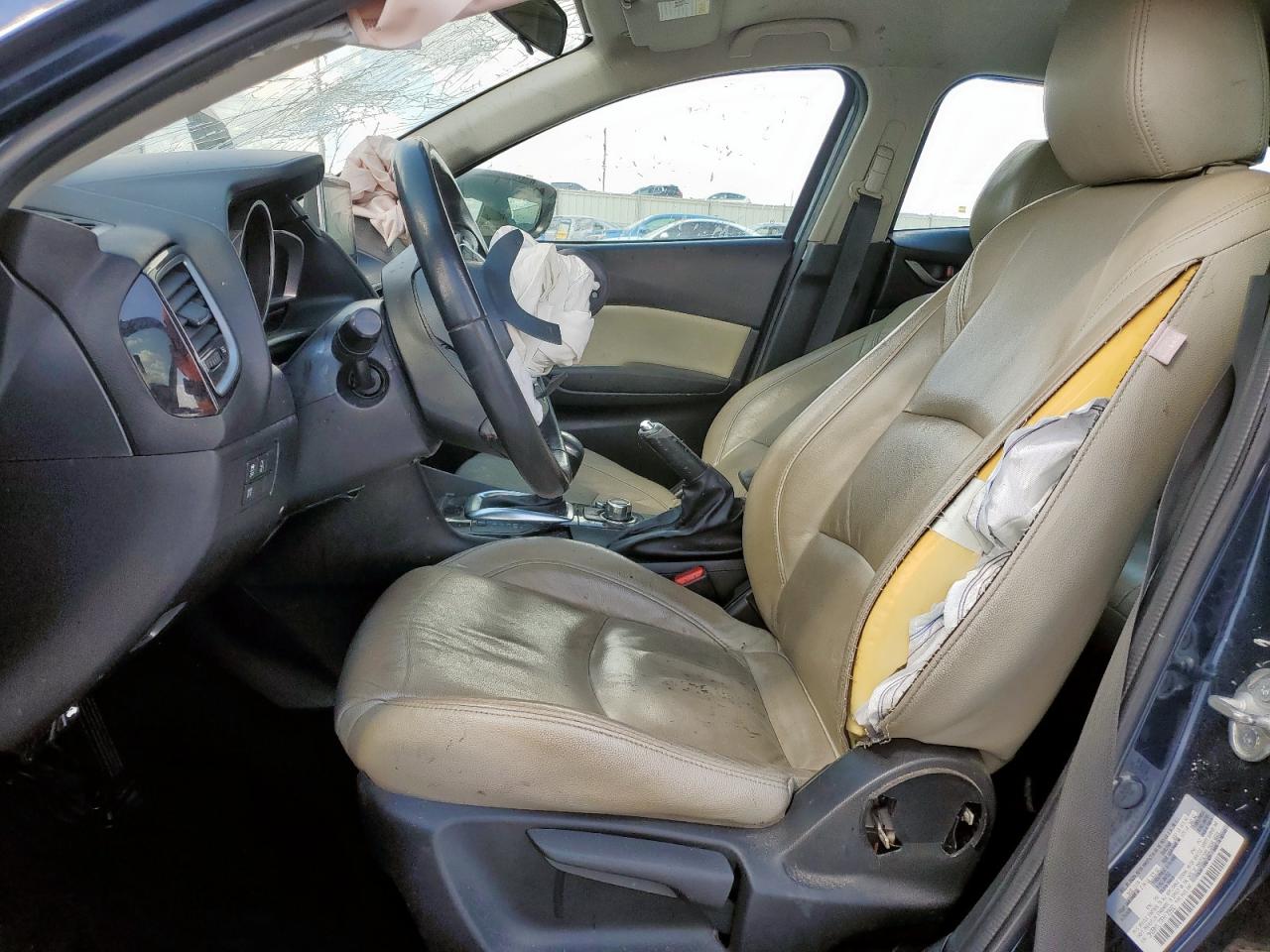 2015 Mazda 3 Touring VIN: 3MZBM1L77FM176560 Lot: 84199965