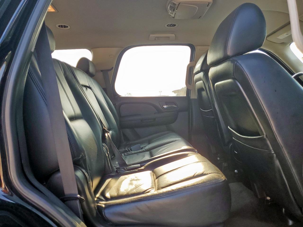 2007 Chevrolet Tahoe C1500 VIN: 1GNFC13057R411295 Lot: 71660505