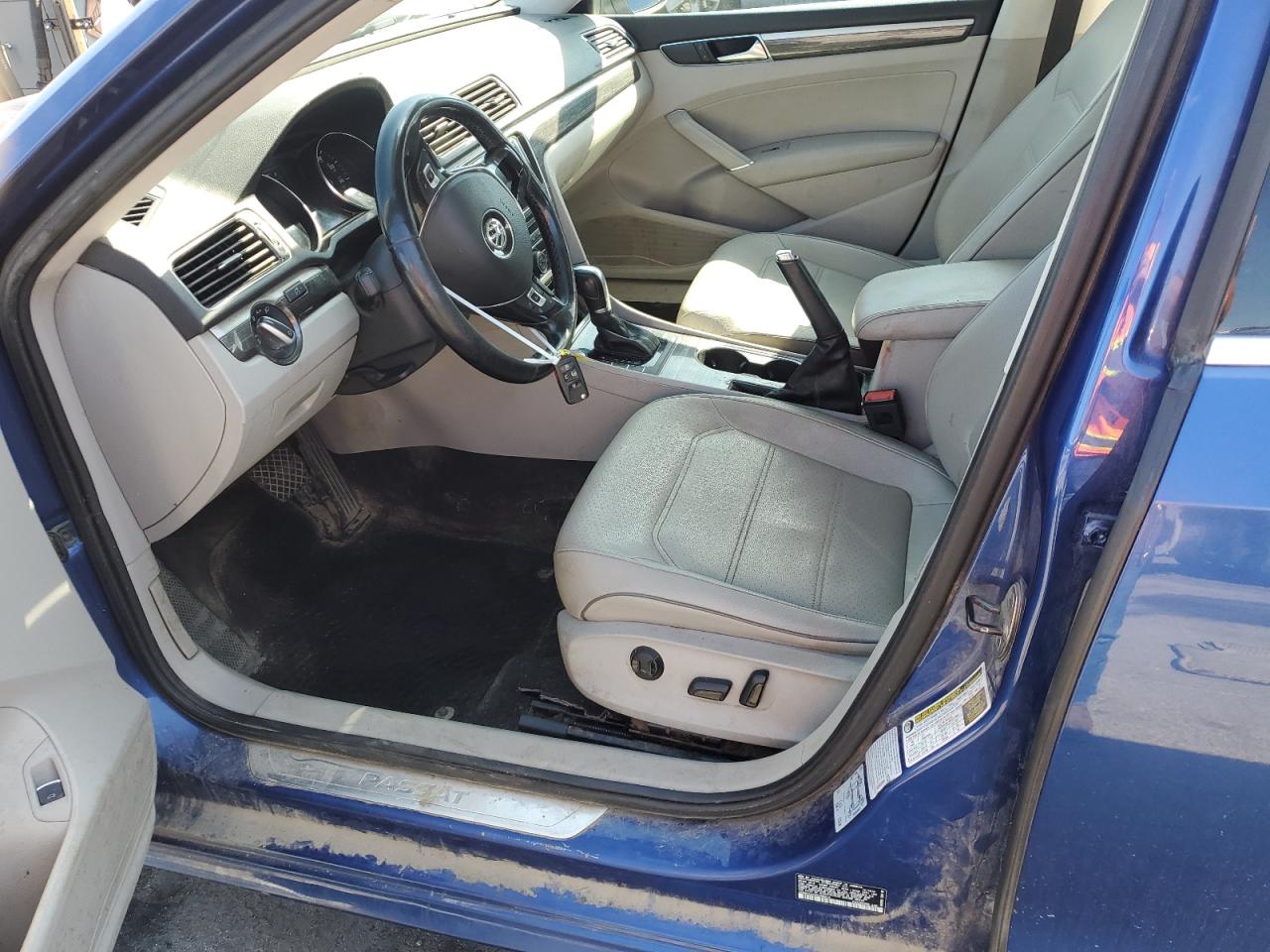 2017 Volkswagen Passat Se VIN: 1VWGT7A38HC029812 Lot: 80245735