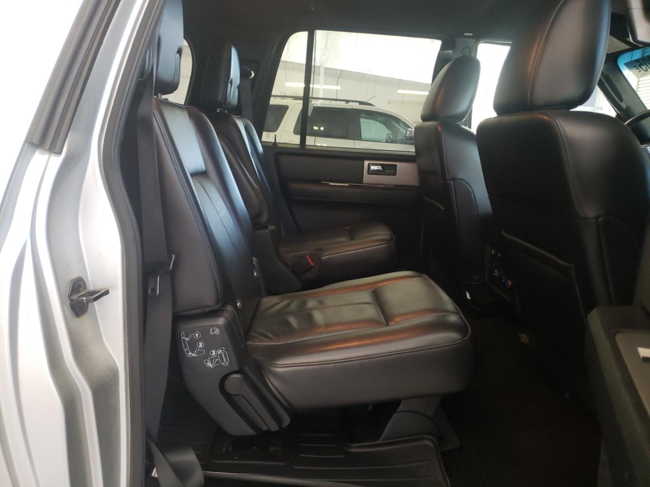2015 Ford Expedition El Xlt VIN: 1FMJK1JT8FEF51359 Lot: 81859305