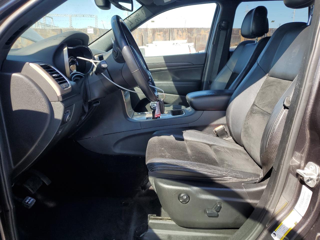 2015 Jeep Grand Cherokee Laredo VIN: 1C4RJEAG0FC800236 Lot: 70527265