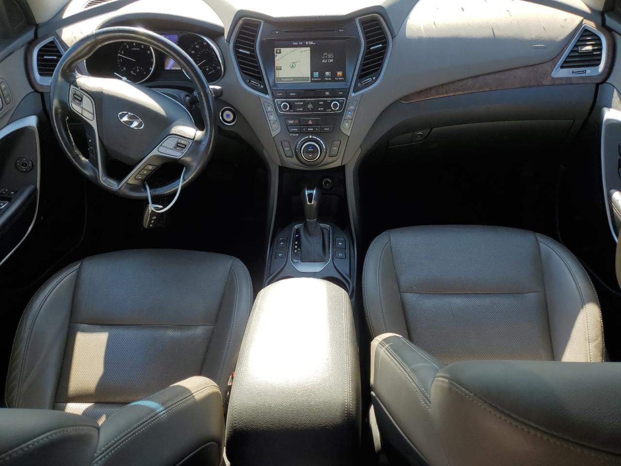 2017 Hyundai Santa Fe Se Ultimate VIN: KM8SRDHF1HU221024 Lot: 81788955