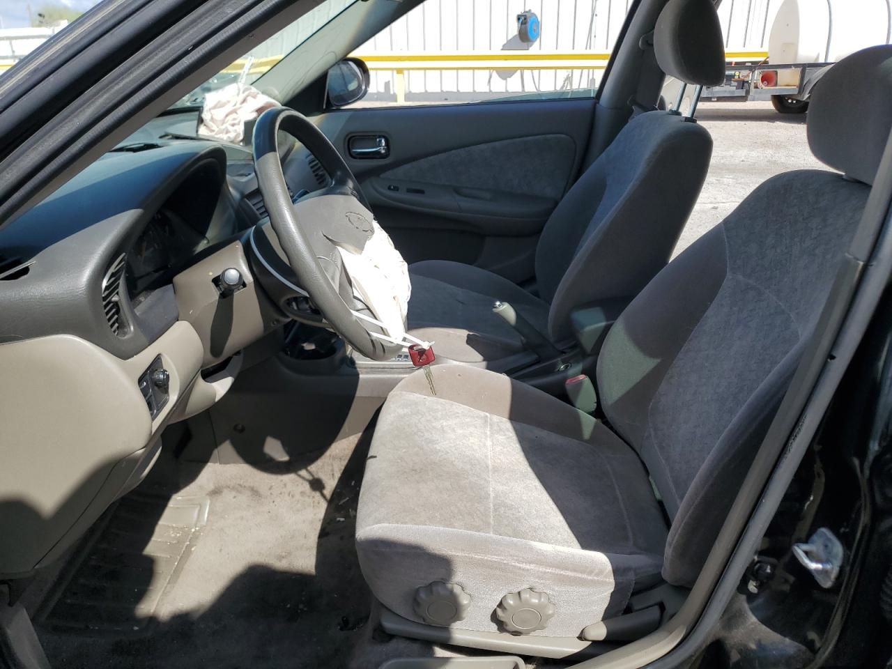 2003 Nissan Sentra Xe VIN: 3N1CB51D83L813120 Lot: 81250575