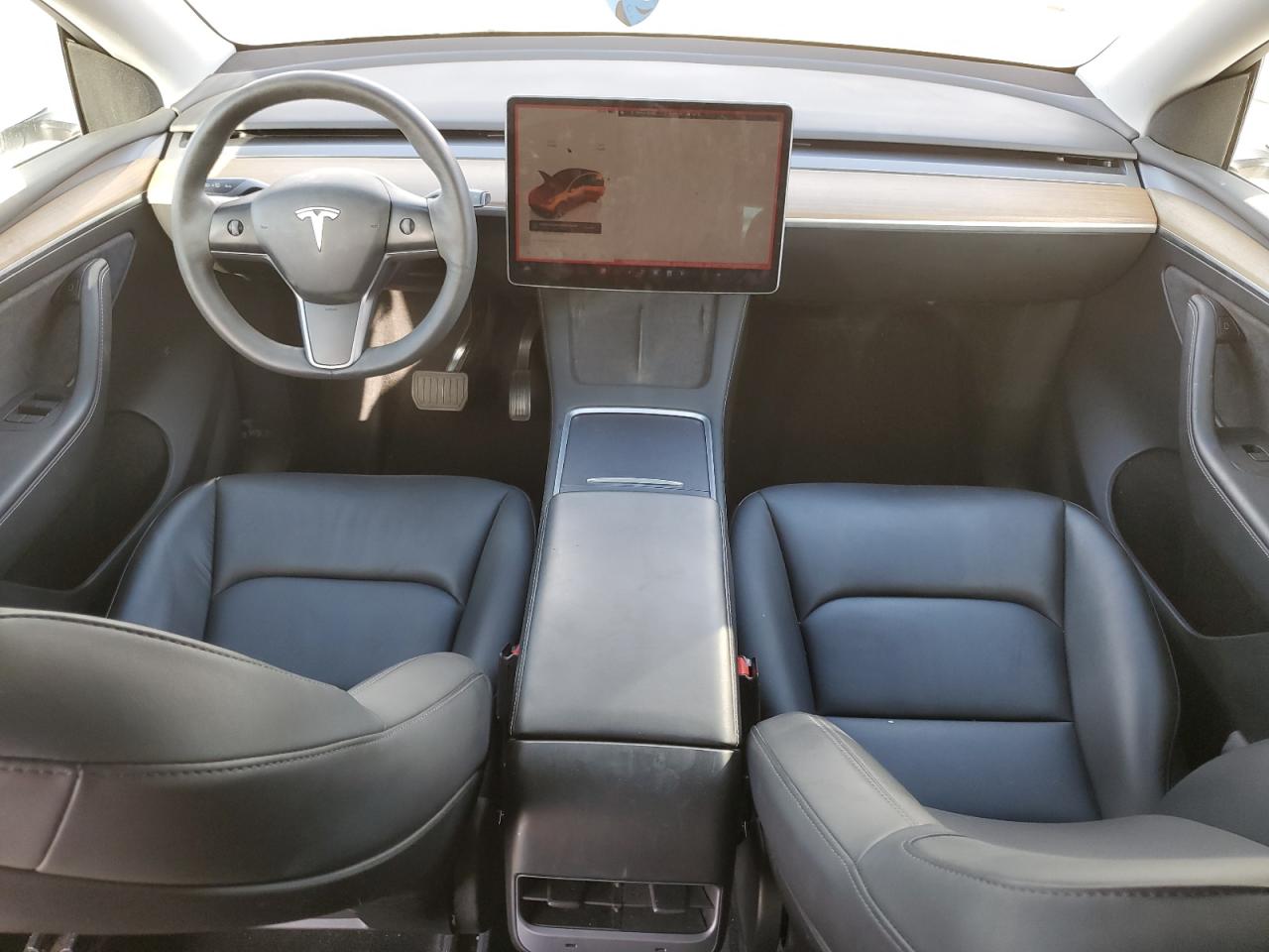 2023 Tesla Model Y VIN: 7SAYGDEE8PA068598 Lot: 84741425