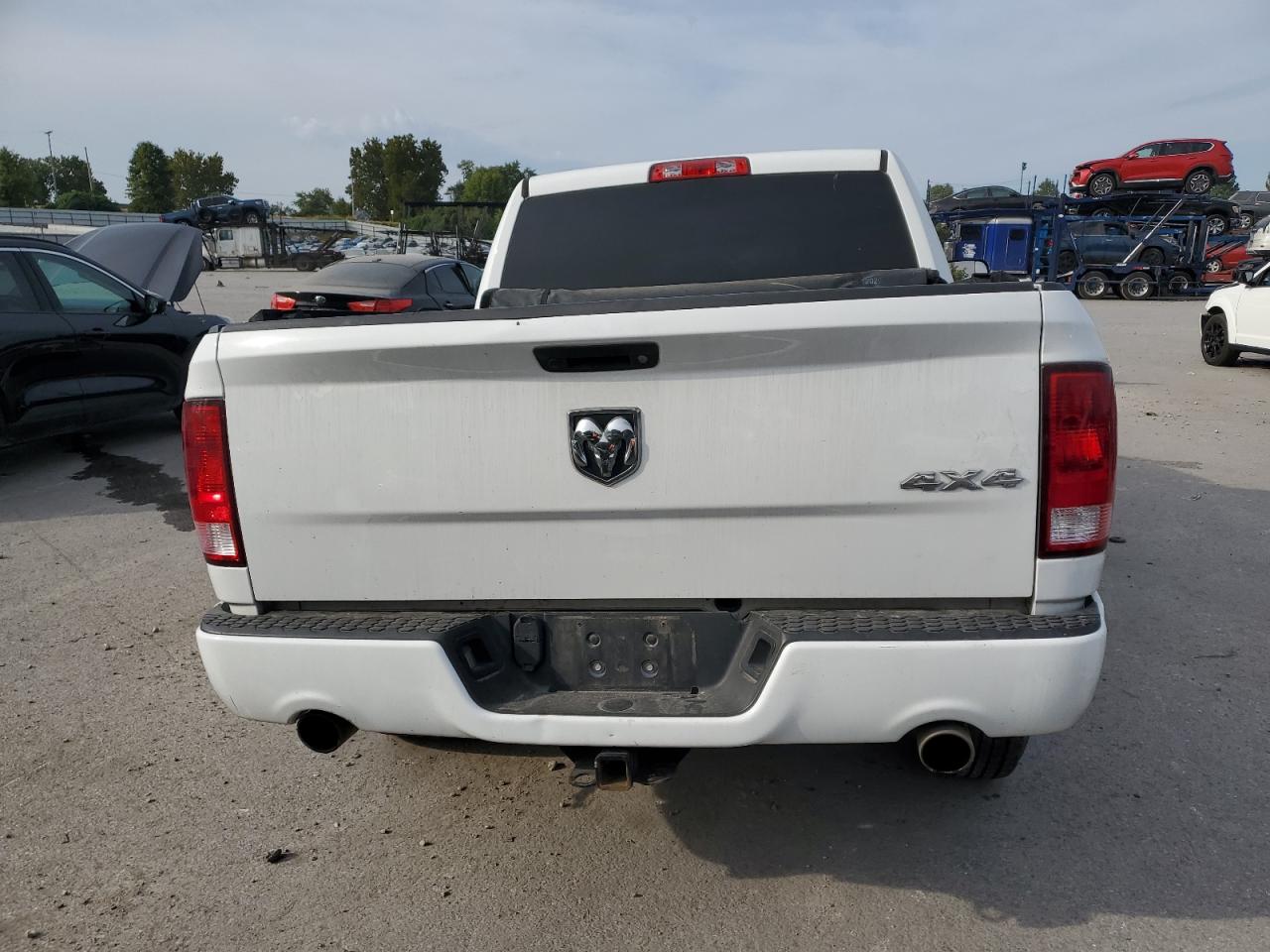 2018 Ram 1500 St VIN: 3C6RR7KT3JG178809 Lot: 81263245