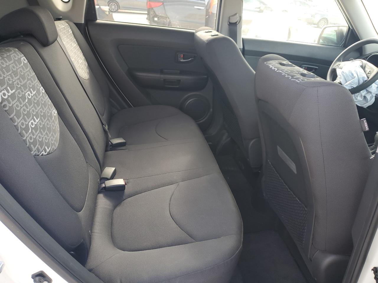 2011 Kia Soul + VIN: KNDJT2A20B7329993 Lot: 80448655