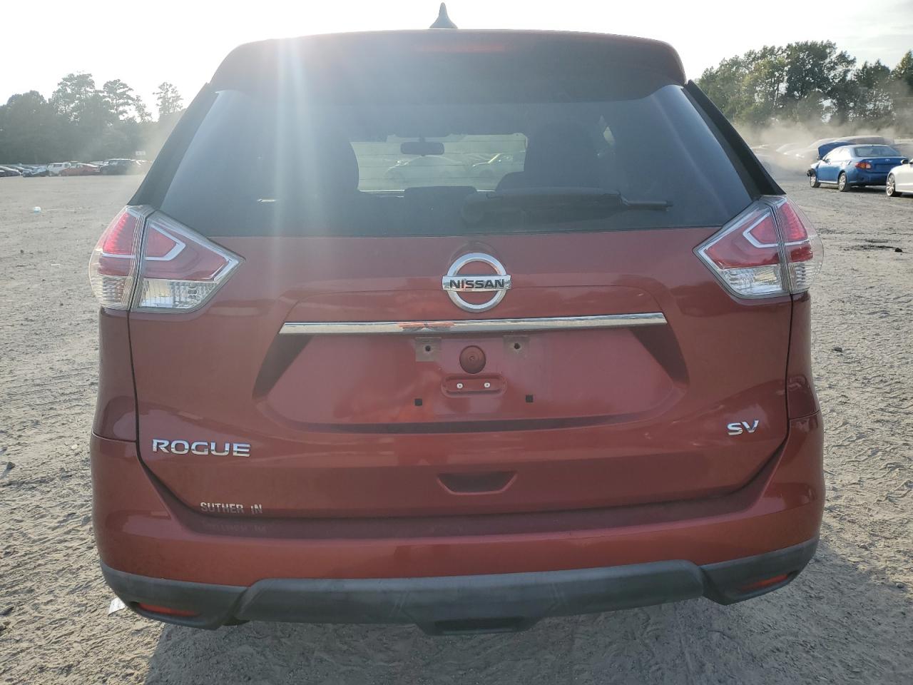 2016 Nissan Rogue S VIN: KNMAT2MT9GP685645 Lot: 81644375