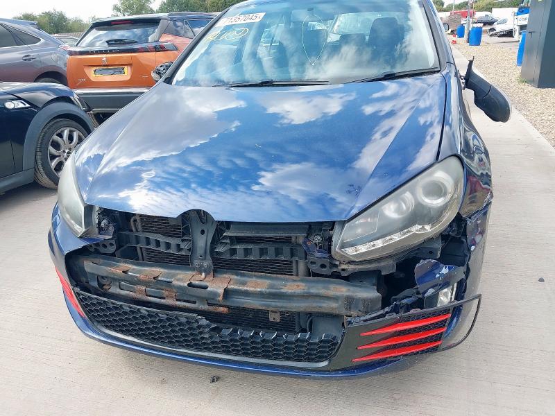 2010 VOLKSWAGEN GOLF S 