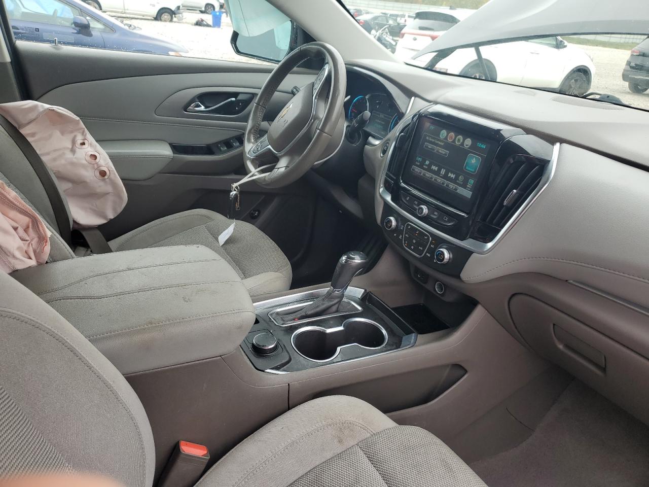 2019 Chevrolet Traverse Lt VIN: 1GNEVGKW7KJ220001 Lot: 81701125