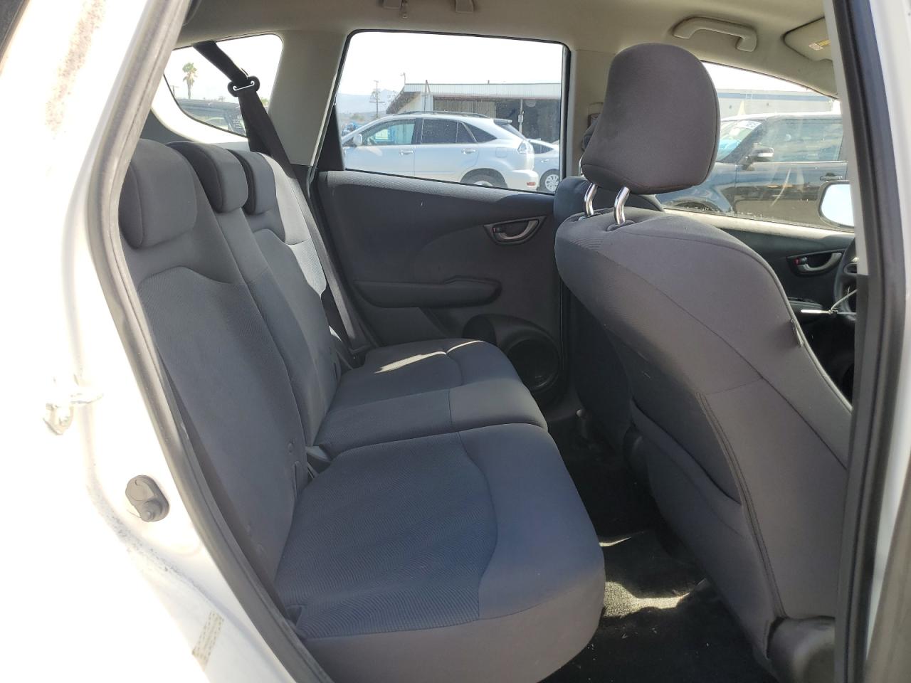 2010 Honda Fit VIN: JHMGE8H27AC011788 Lot: 82141385