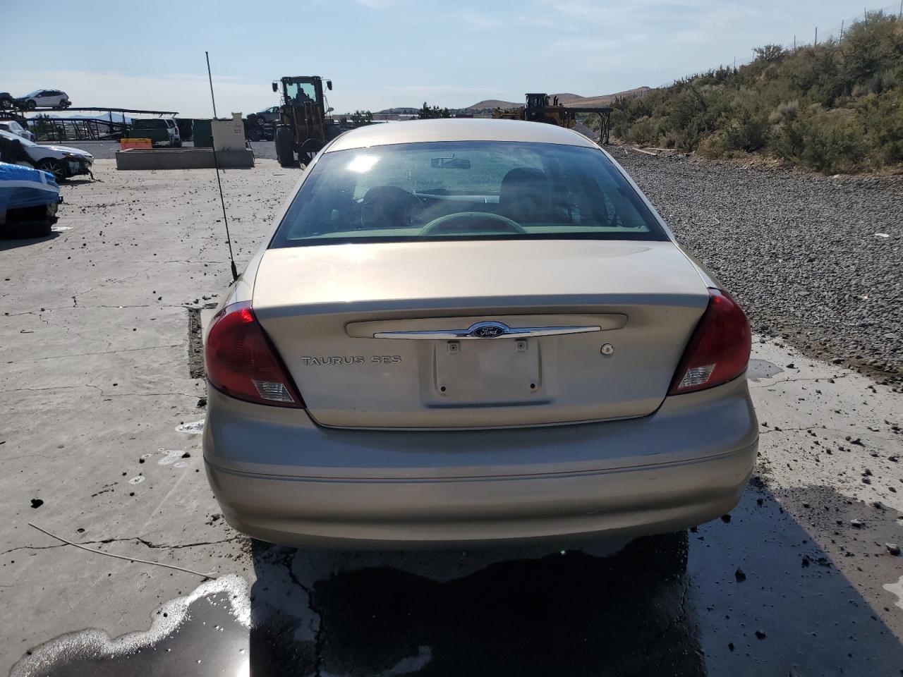 2001 Ford Taurus Ses VIN: 1FAFP552X1A252207 Lot: 70060065