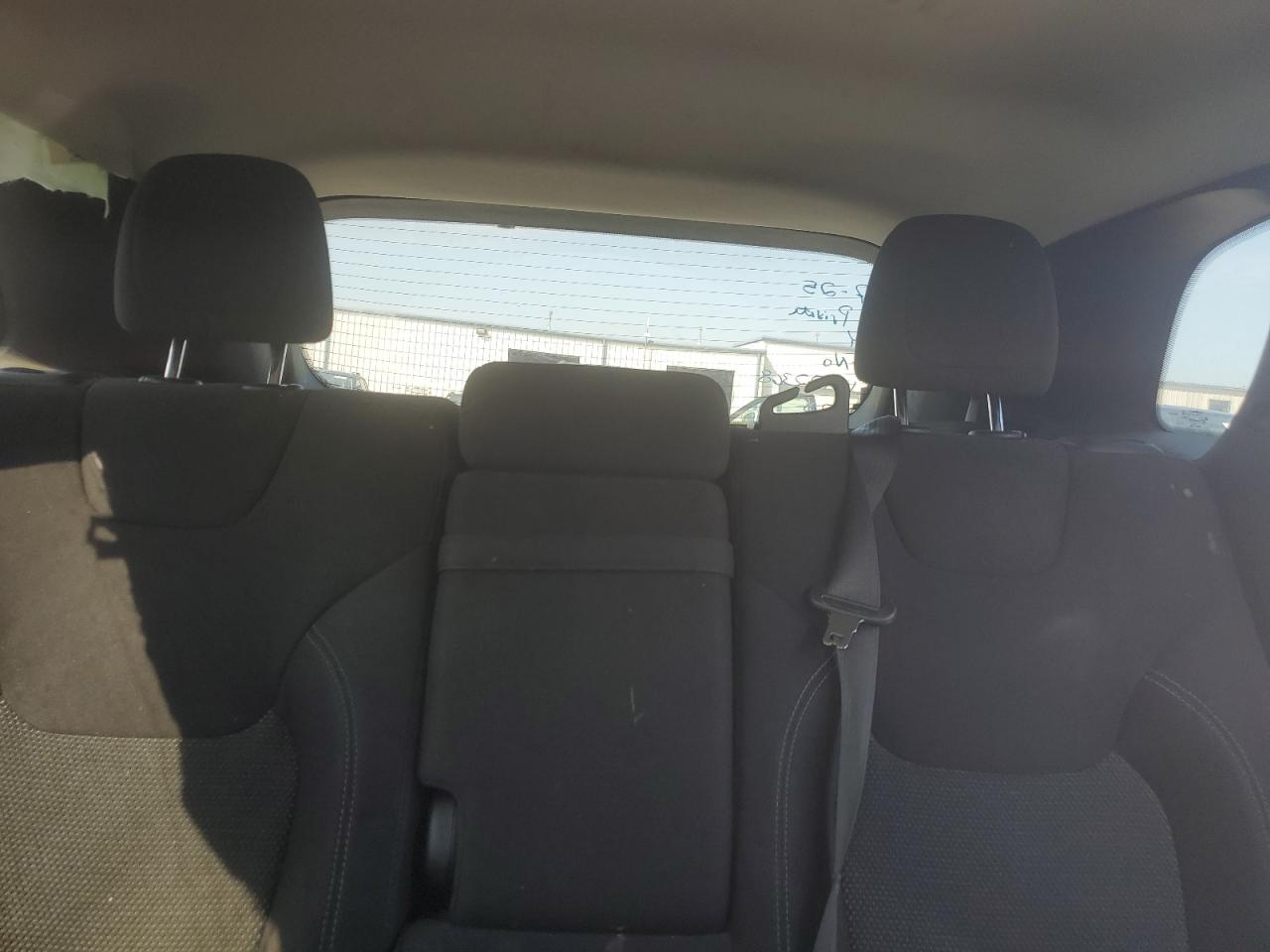 2019 Jeep Cherokee Latitude VIN: 1C4PJLCB7KD172368 Lot: 80292465