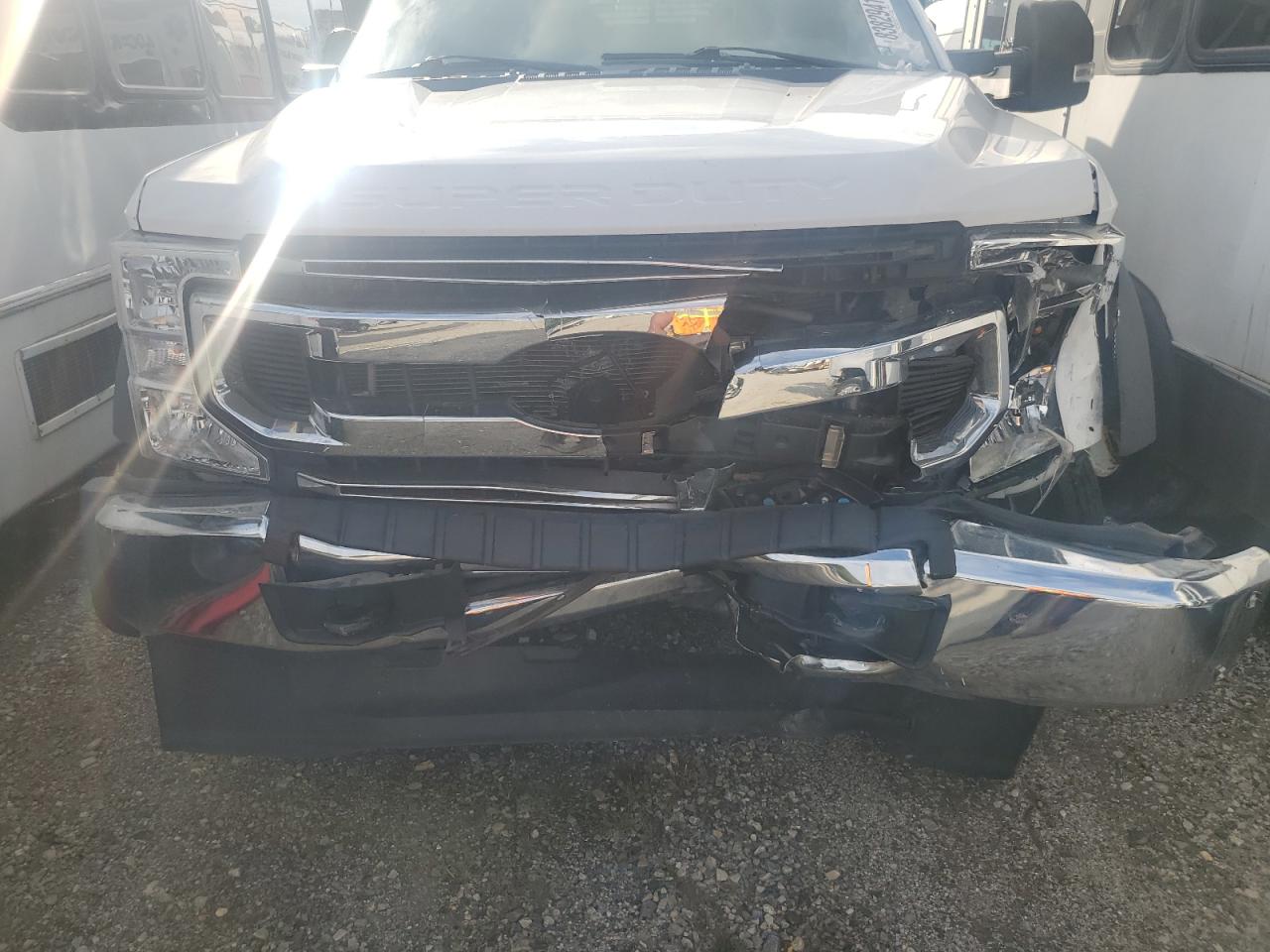 2021 Ford F550 Super Duty VIN: 1FDUF5HT0MDA00649 Lot: 83829415