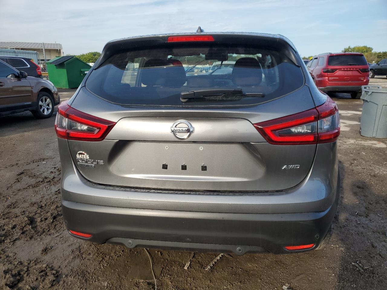 2022 Nissan Rogue Sport S VIN: JN1BJ1AW4NW681057 Lot: 81642405