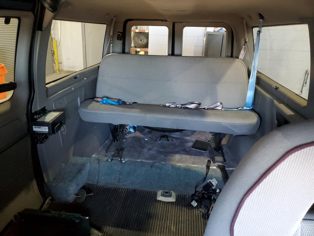 1999 Ford Econoline E150 Wagon VIN: 1FMRE11L0XHA99000 Lot: 80556465